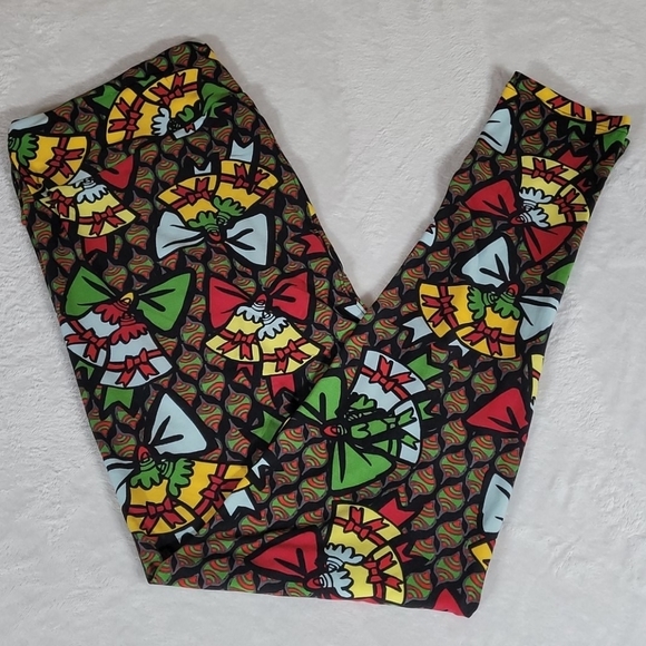 LuLaRoe Pants - NWOT LuLaRoe Holiday Christmas Bells and Bows Leggings size TC2